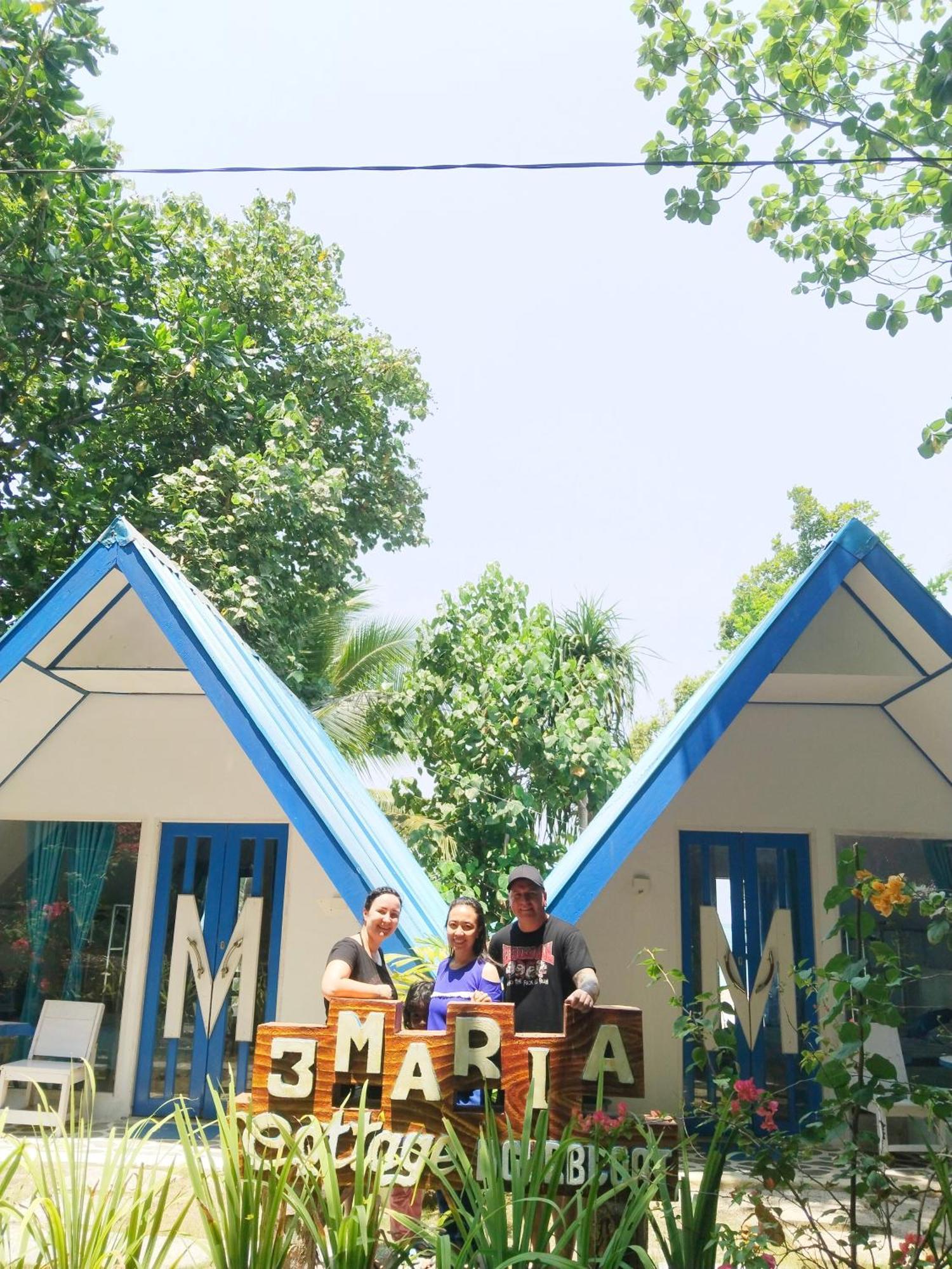 Tria Maria Cottage Ngurbloat Ruang foto