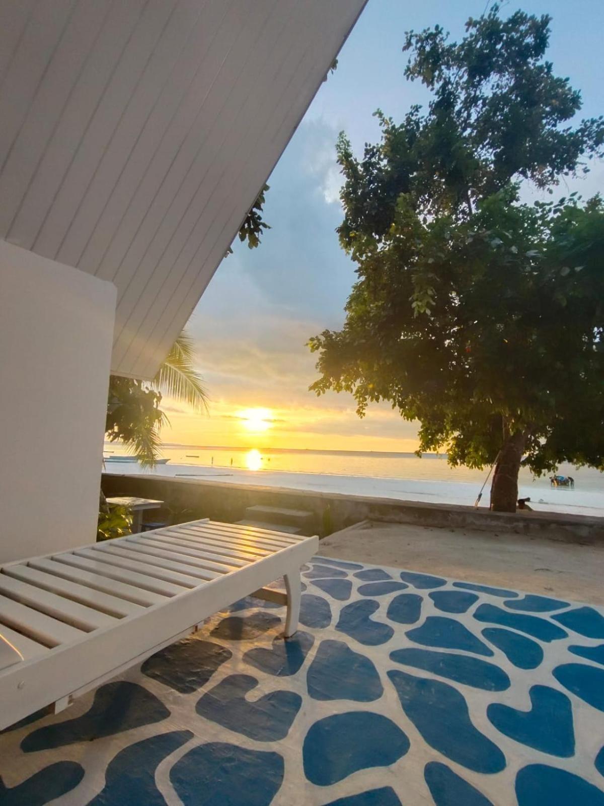 Tria Maria Cottage Ngurbloat Bagian luar foto